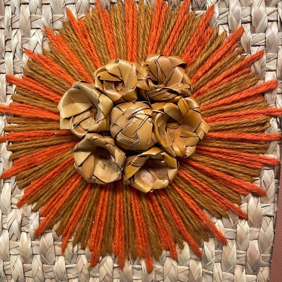 Vintage Straw Embroidered Bag - Picture 5 of 10